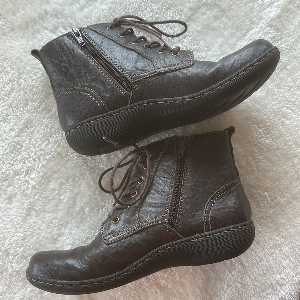 Like new Clark’s shoes